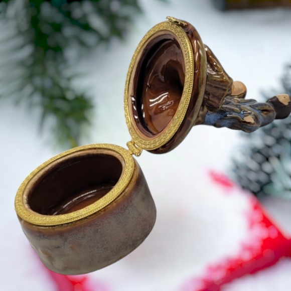 Nativity Ceramic Hinged Holiday Trinket Box - Picture 7 of 8